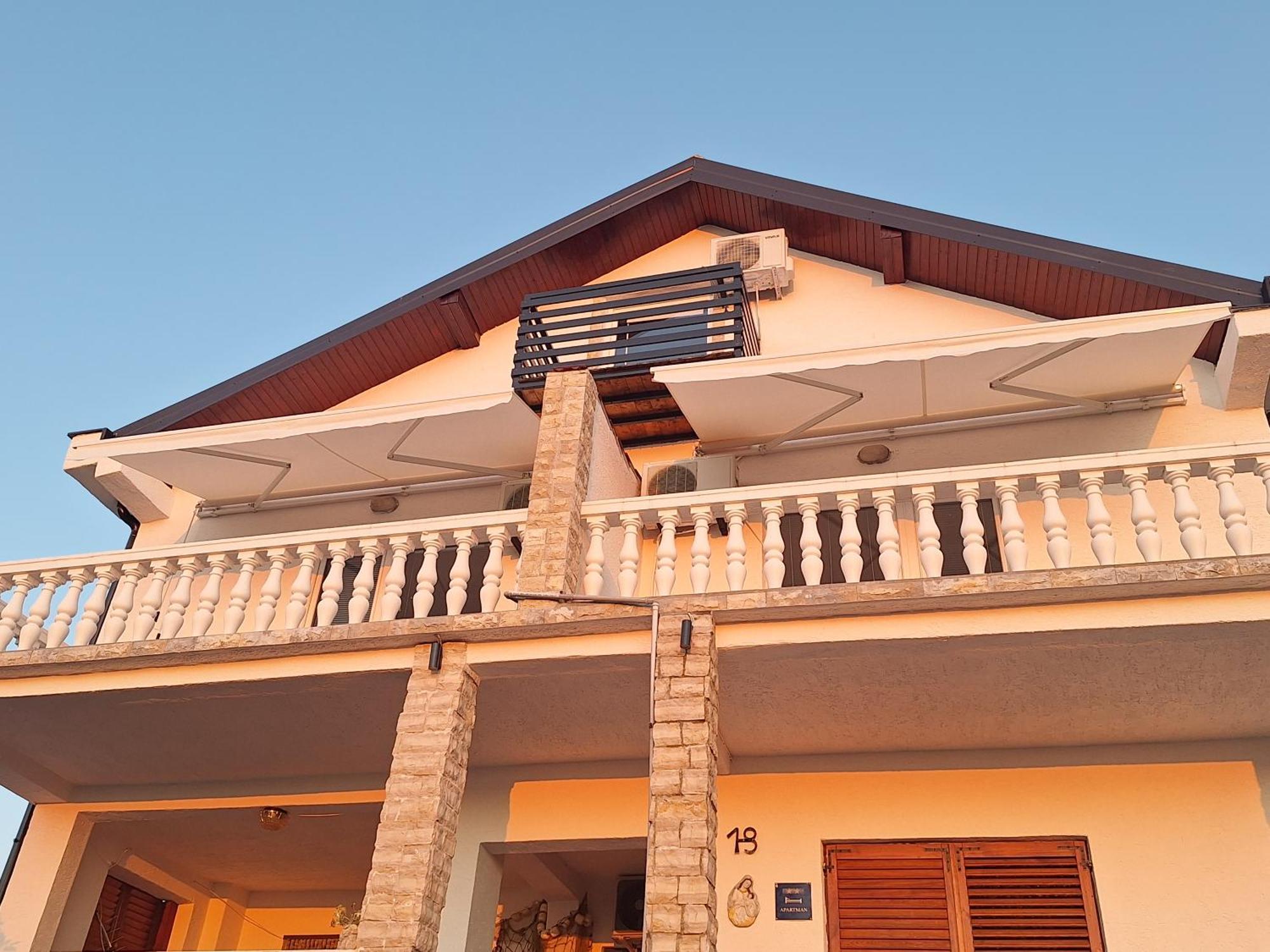 Apartments Cetiri Sestrice Novigrad (Dalmatia) Exterior foto